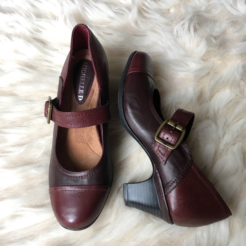 MICHELLE D HEELS